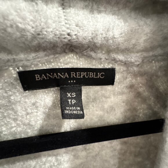 Banana Republic Long Sleeve Cardigan Sweater - Picture 3 of 4